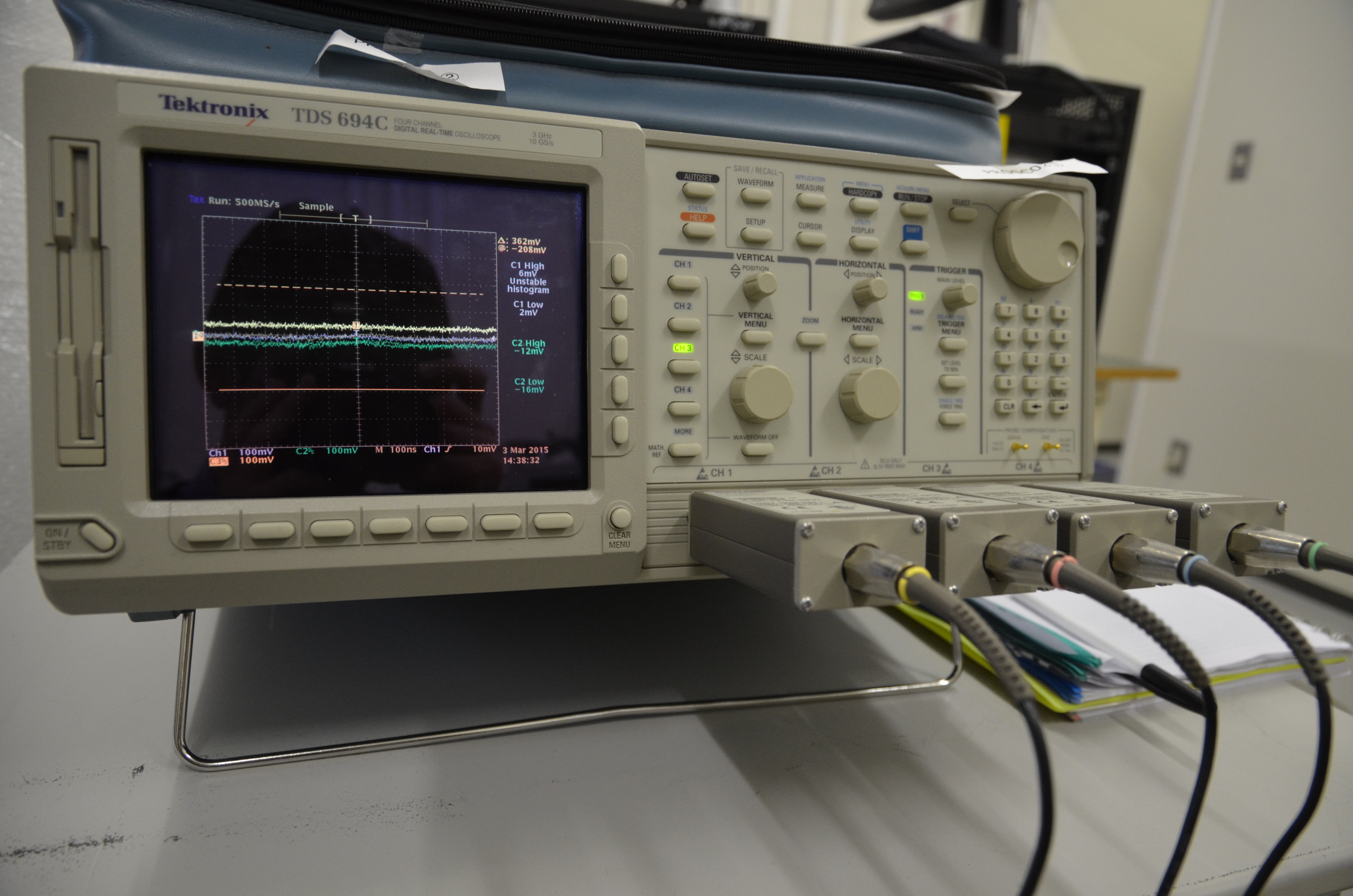 76613 Tektronix TDS694C 3 GHz Oscilloscope